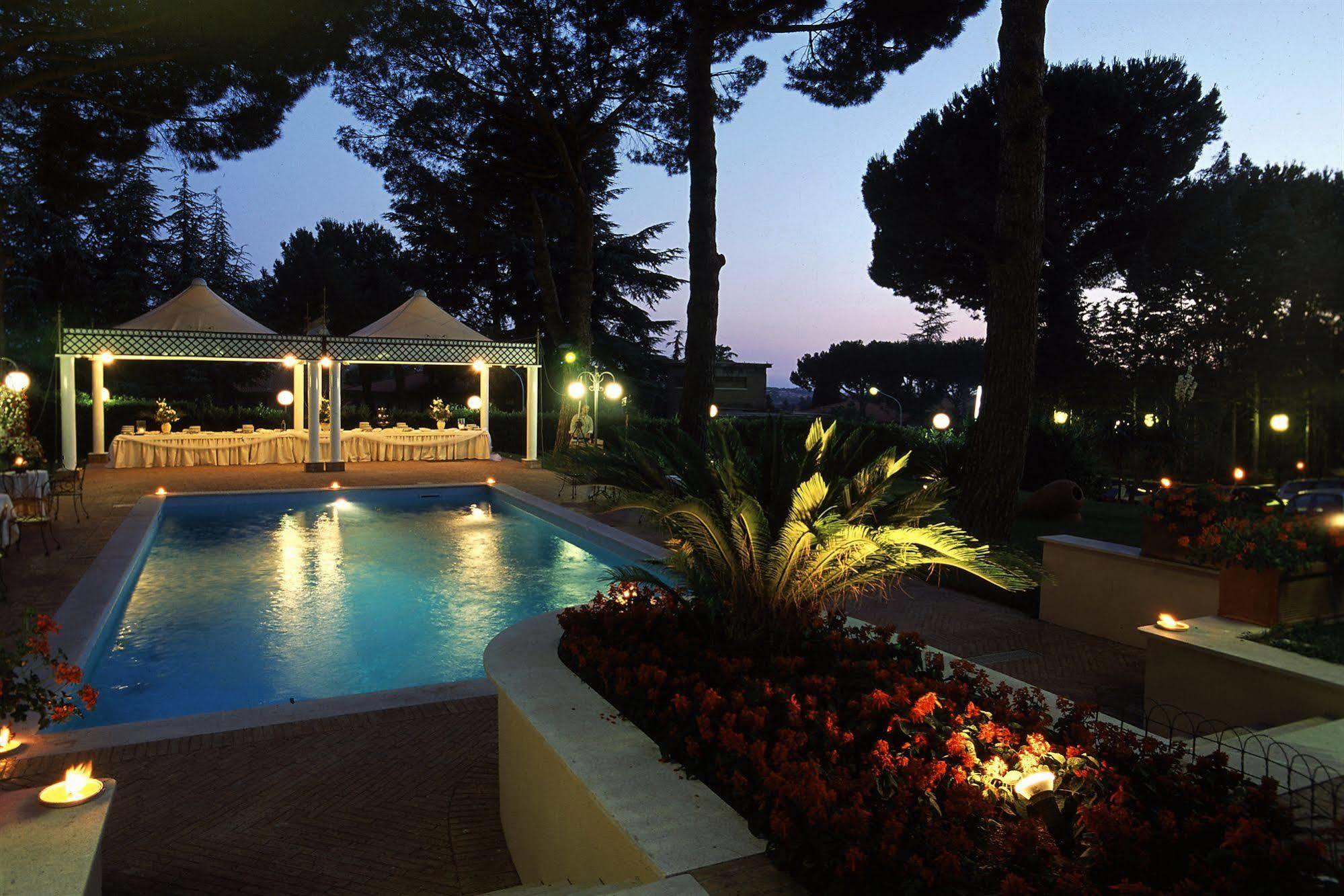 Park Hotel Villaferrata Grottaferrata Exteriér fotografie